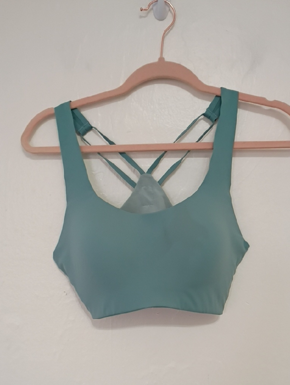 Move Theology Sage Green High Impact Strappy Wireless Sports Bra Size M